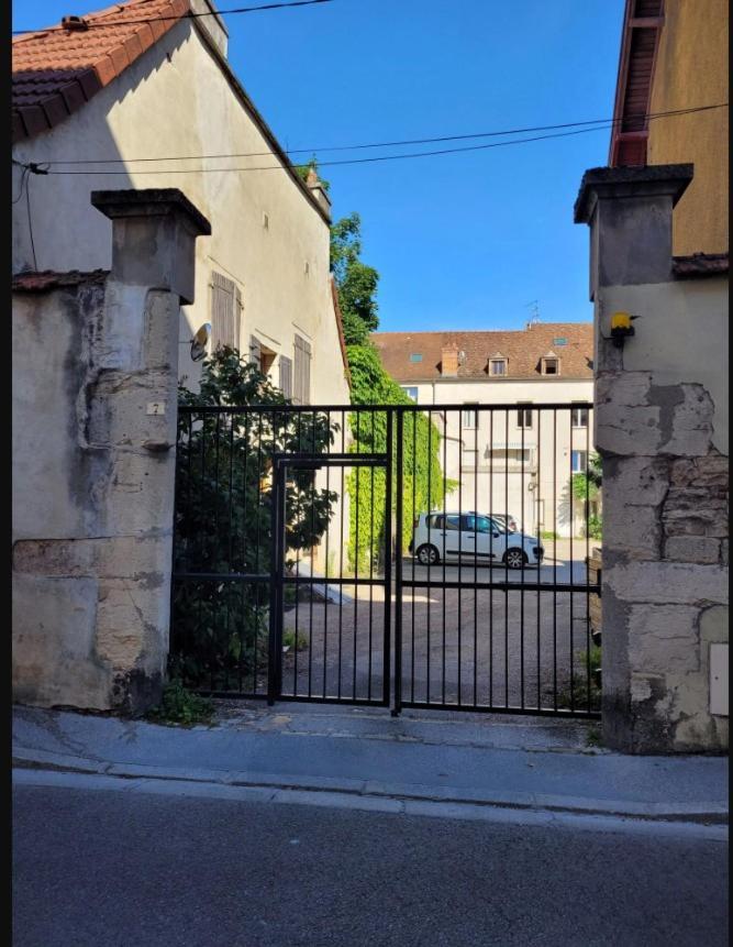 L'Historique Au Coeur De Ville Dijon Exterior foto